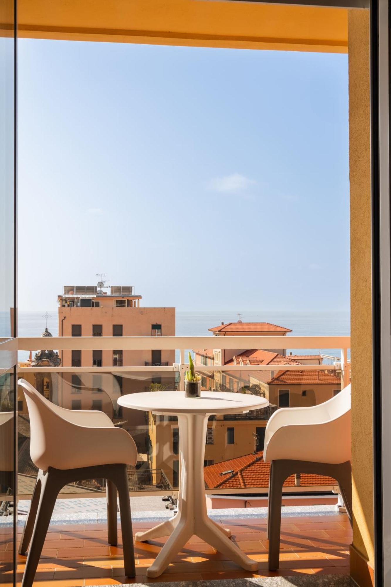 Hotel Careni Villa Italia Finale Ligure Extérieur photo