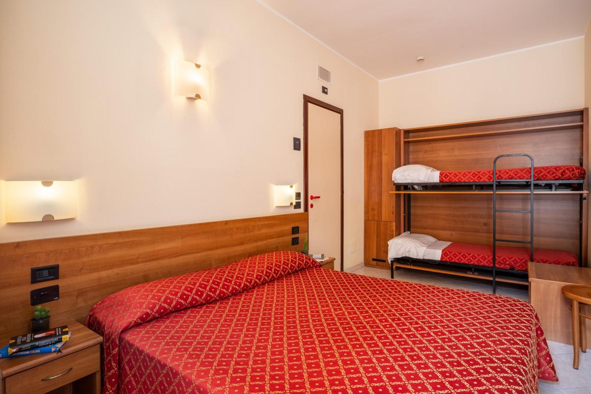 Hotel Careni Villa Italia Finale Ligure Extérieur photo
