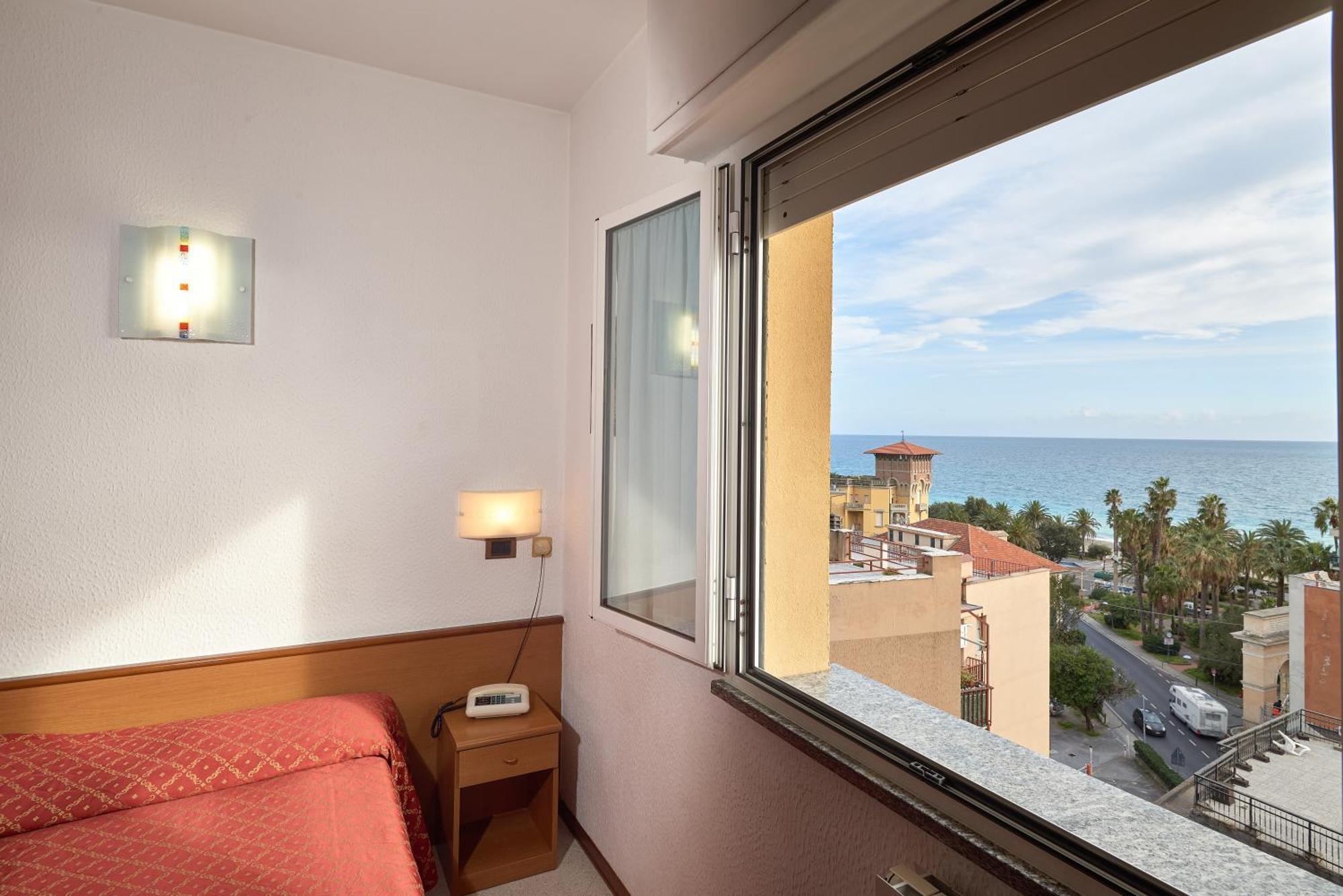 Hotel Careni Villa Italia Finale Ligure Extérieur photo