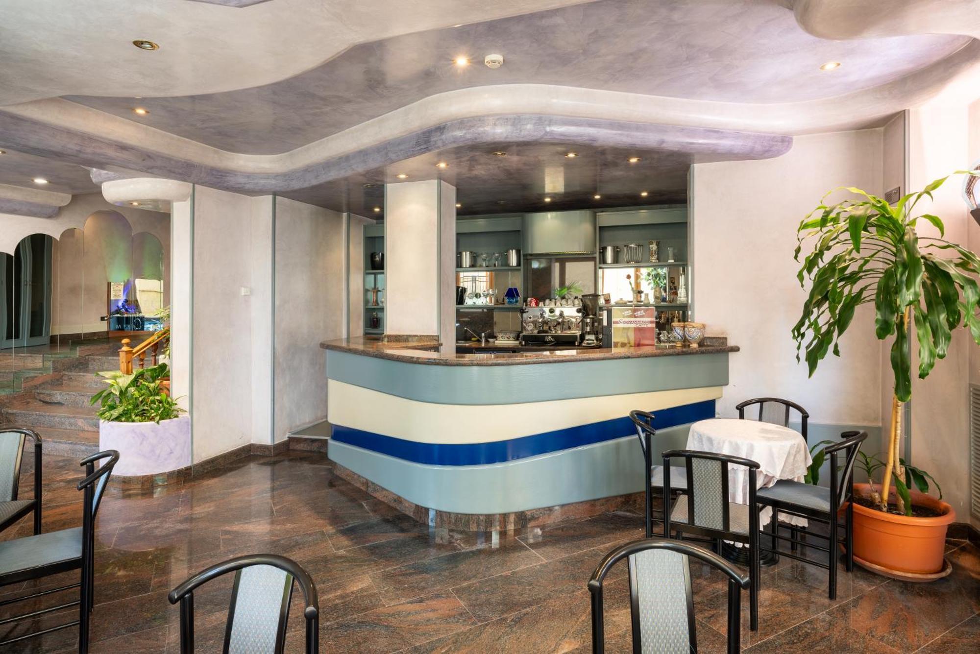 Hotel Careni Villa Italia Finale Ligure Extérieur photo
