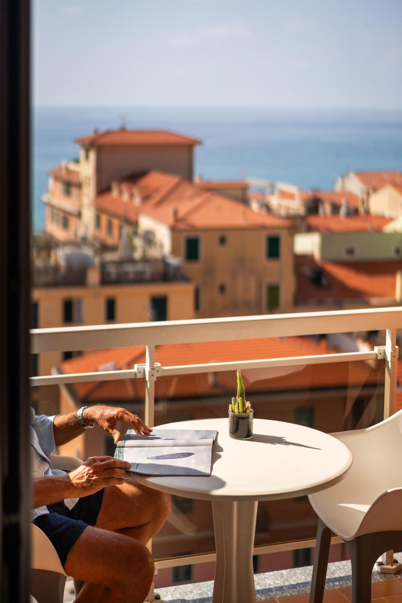 Hotel Careni Villa Italia Finale Ligure Extérieur photo